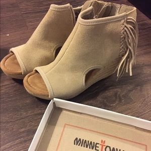 Minnetonka fringe wedges